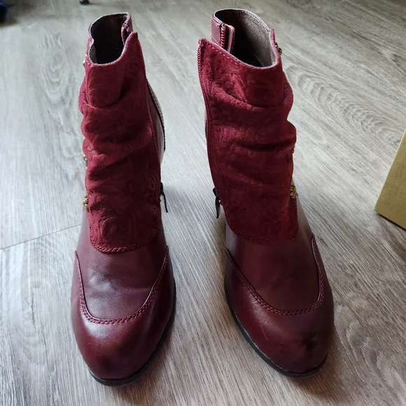 Red Leather Ankle Boots with Decorative Buttons - Picture 2 of 12